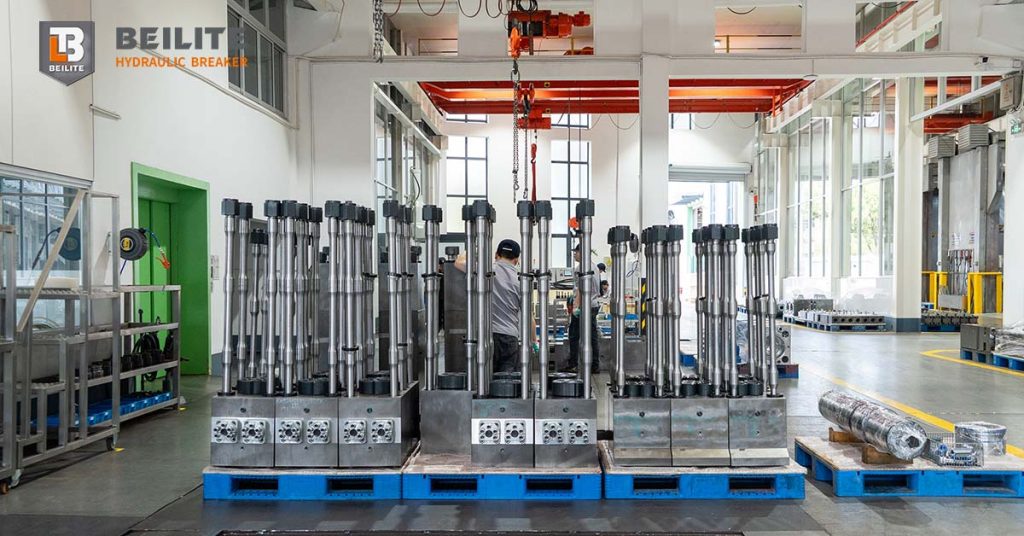Beilite Excavator Breakers Through Bolts