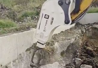 Bachoe Loader Breakers Applications