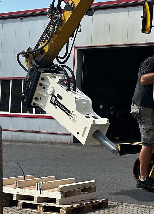 Beilite 140A Silenced Hydraulic Breaker